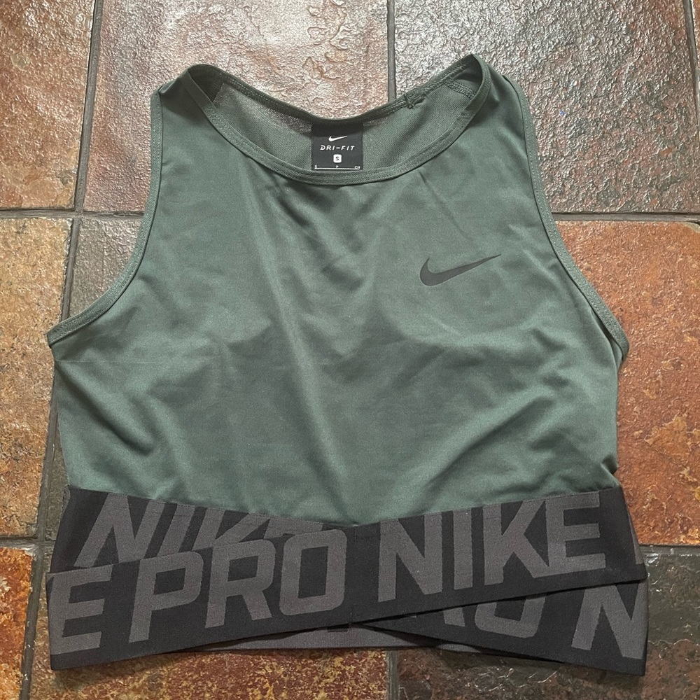 Nike pro Inter twist crop tank